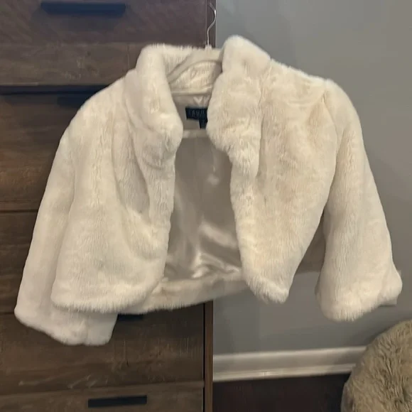 Laundry by Shelli Segal Faux Fur Shrug - Picture 3 of 3